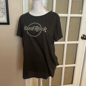 Hard Rock Cafe women’s Tshirt. Silver sequins. Size L